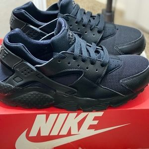 Nike Air Huarache - ALL BLACK